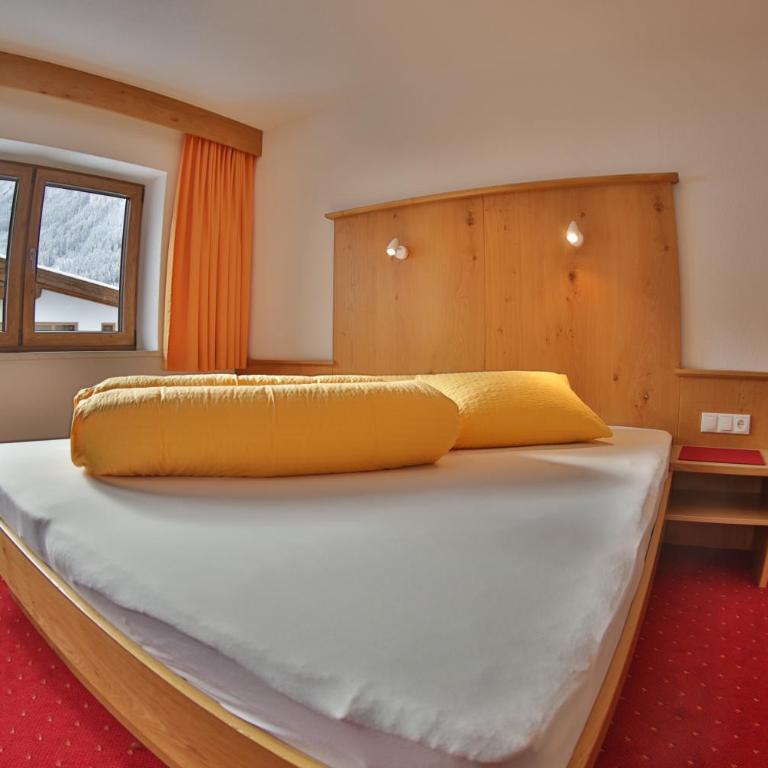 Alpenapart Zell - Apartment mit 2 Schlafzimmern und Balkon - 25