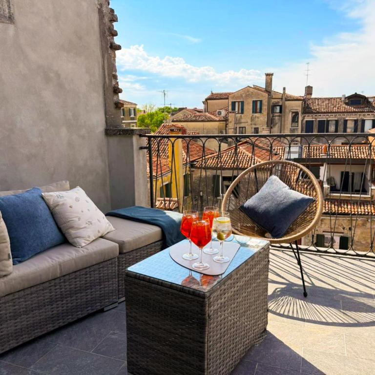 Ca'9 Venice Apartment Rooftop Terrace - Appartamento Premium con 3 Camere da Letto e Balcone - 30
