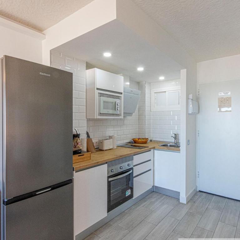 Suite con excelentes vistas al mar - Apartamento de 1 dormitorio - 16