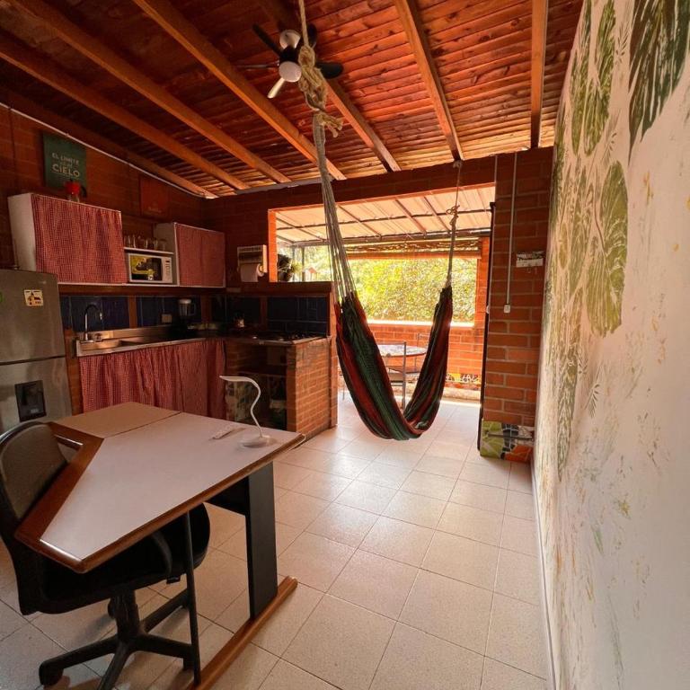 Habitación en Casa Ithaca en Floresta - Santa Lucía - Habitación Cuádruple con baño - 15