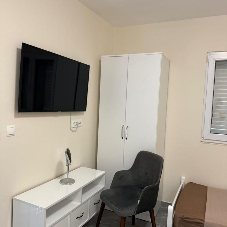 Fenix Apartmani Dubrava - Studio with Balcony - 10