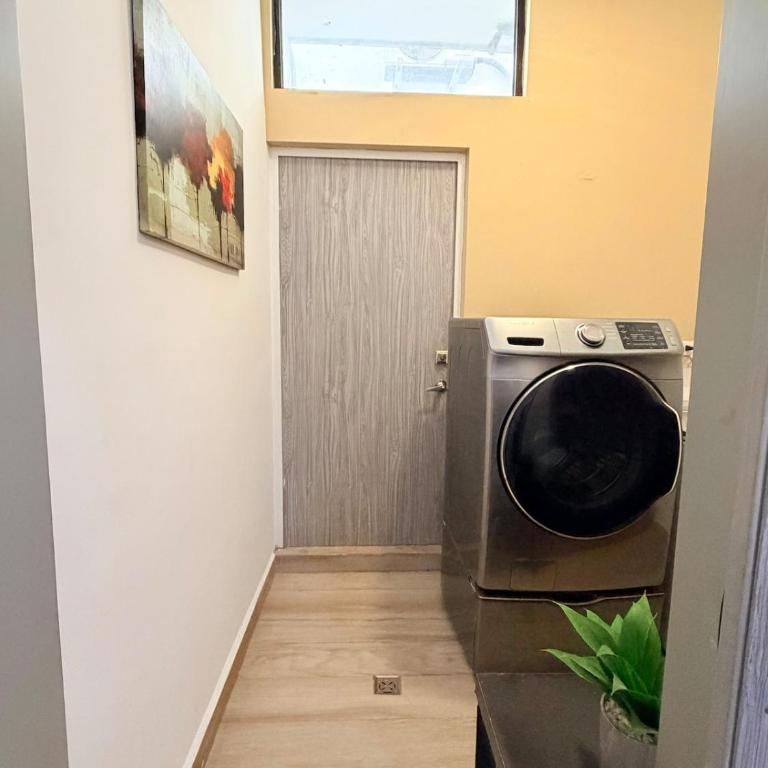 Amplio y moderno, Ubicación privilegiada - Two-Bedroom Apartment - 23
