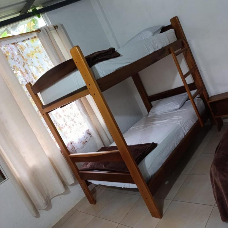 Mindomundo Home - Quadruple Room with Private Bathroom - 2