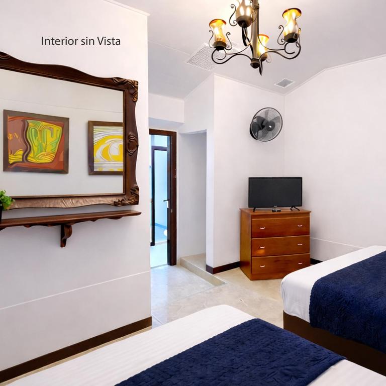 Hospedaje Camino Real - Habitación Triple Económica - 4