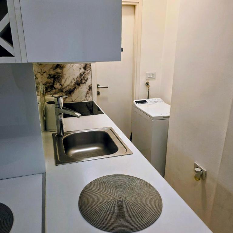Modern 2BR Central Apartment Sleeps 6 Balcony - Apartman sa 2 Spavaće Sobe - 51