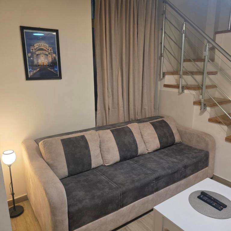 Modern 2BR Central Apartment Sleeps 6 Balcony - Apartman sa 2 Spavaće Sobe - 56