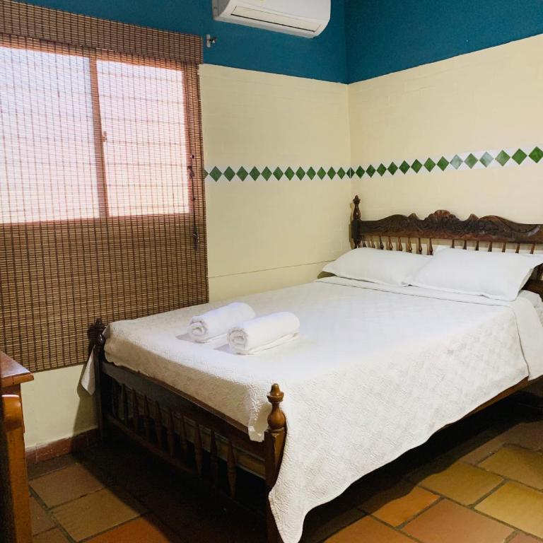 Hotel San Andrés Mompox Ubicados en el Centro Histórico - Habitación Individual con baño privado - 1