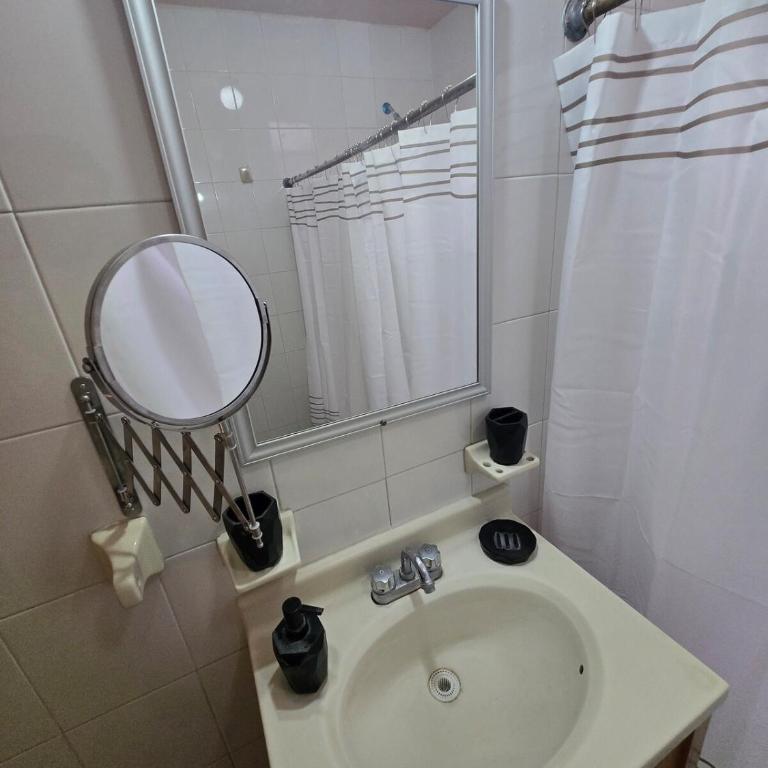 Cozy Apartment in Guadalajara - Perfect for Long Stays & Remote Work - Two-Bedroom Apartment with Pool View - 23