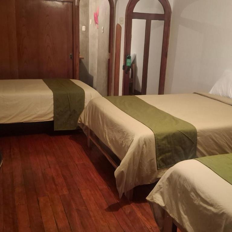 Eco Bunnu Inn Santa Ana - Superior Family Room - 7