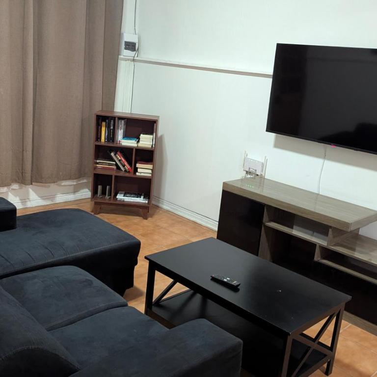 Residencia cercana ENGIE - Three-Bedroom House - 1