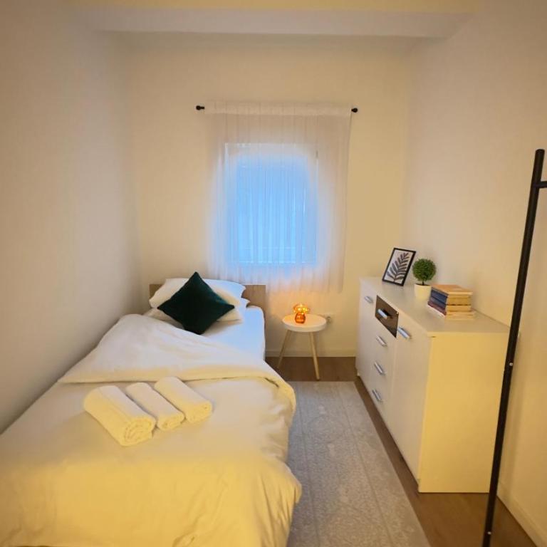 Apartmani Central - Two-Bedroom Apartment - 7