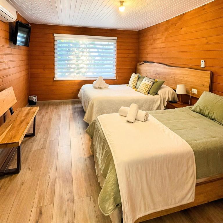 Hotel El Coihue - Deluxe Room - 1