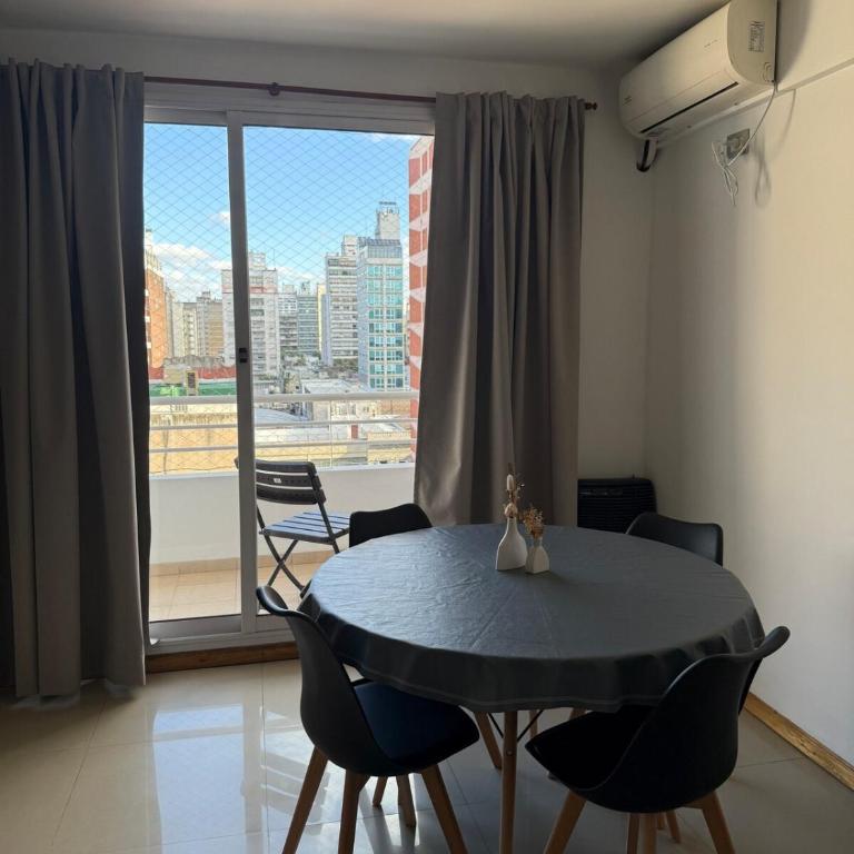 Monoambiente centrico con balcon y pileta - Apartamento de 1 dormitorio - 4