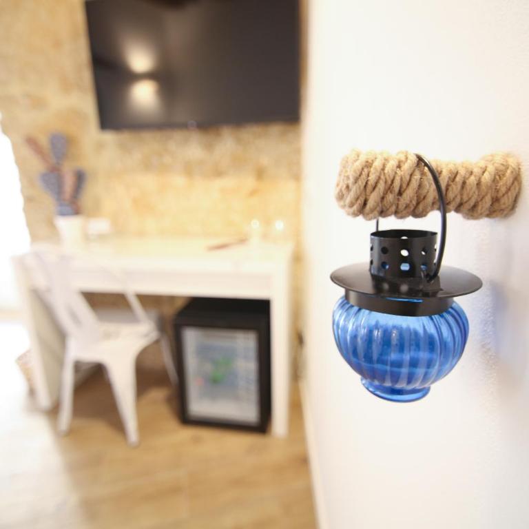 Bedda Mari Rooms & Suite - Camera Matrimoniale Deluxe con Balcone - 12