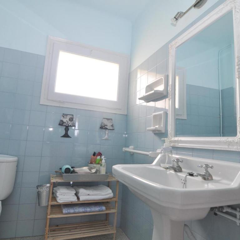 Apartamento Confortable y Moderno en L'Escala, a 600m de la Playa - HISP-7-21 - Apartment - 9