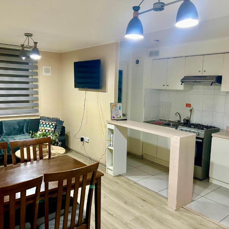 Departamento con excelente ubicación - Two-Bedroom Apartment - 1