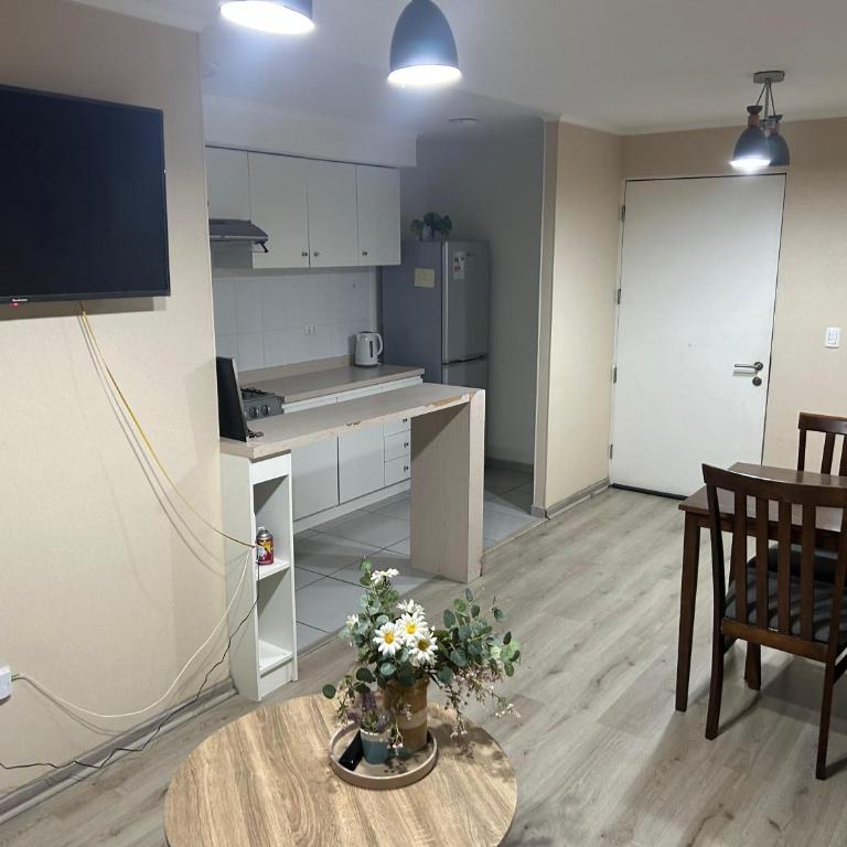 Departamento con excelente ubicación - Two-Bedroom Apartment - 3