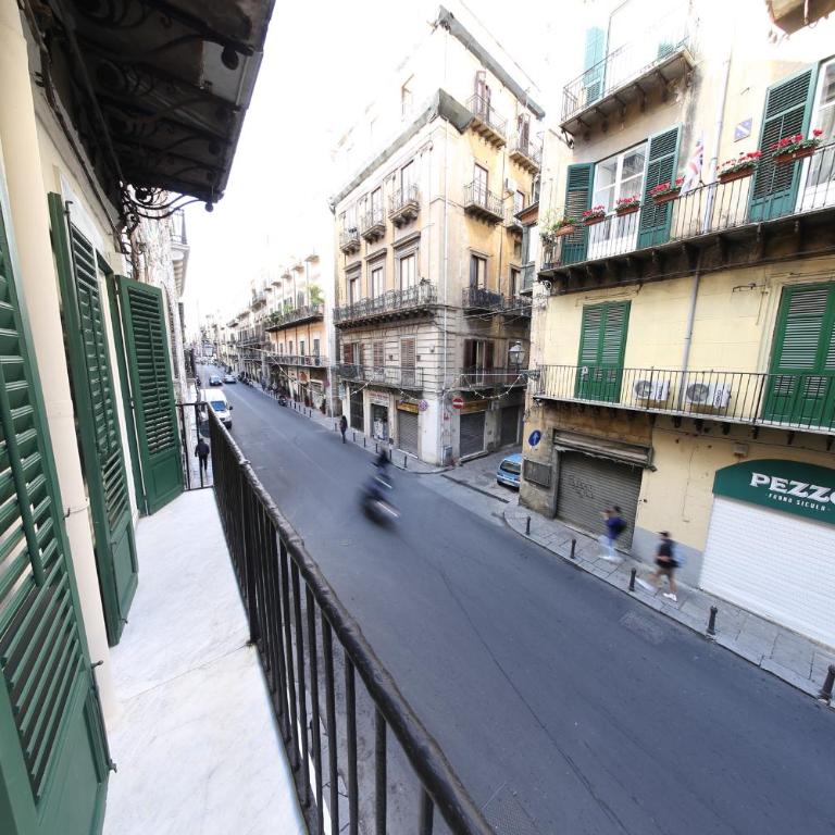 Bedda Mari Rooms & Suite - Camera Matrimoniale Deluxe con Balcone - 15