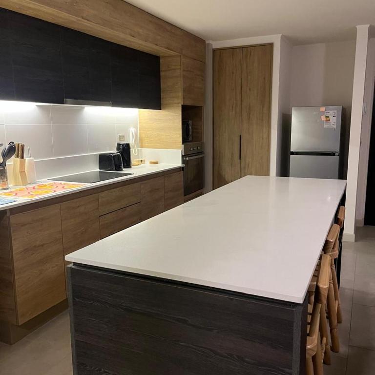 Departamento nuevo en Santiago - Apartamento de 2 dormitorios con vistas a la piscina - 12
