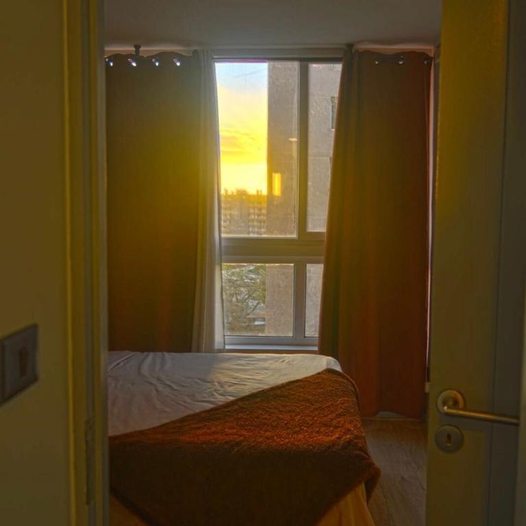 Moderno departamento con estacionamiento privado - Two-Bedroom Apartment - 9