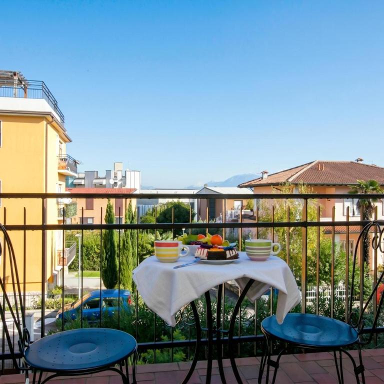 Villa Mimosa Appartamento 5 - Happy Rentals - Appartamento con Balcone - 2