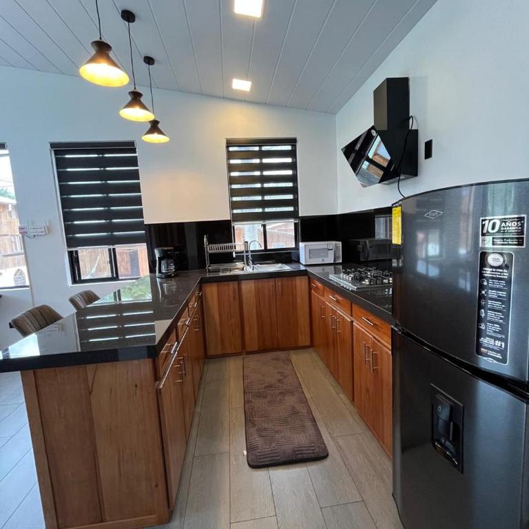 Bird Lover's House Studio Apartments in Mindo - Deluxe King Studio - 9