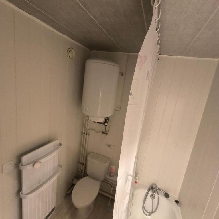 apartment , separate bedroom 23m box velos - Appartement 1 Chambre - 14