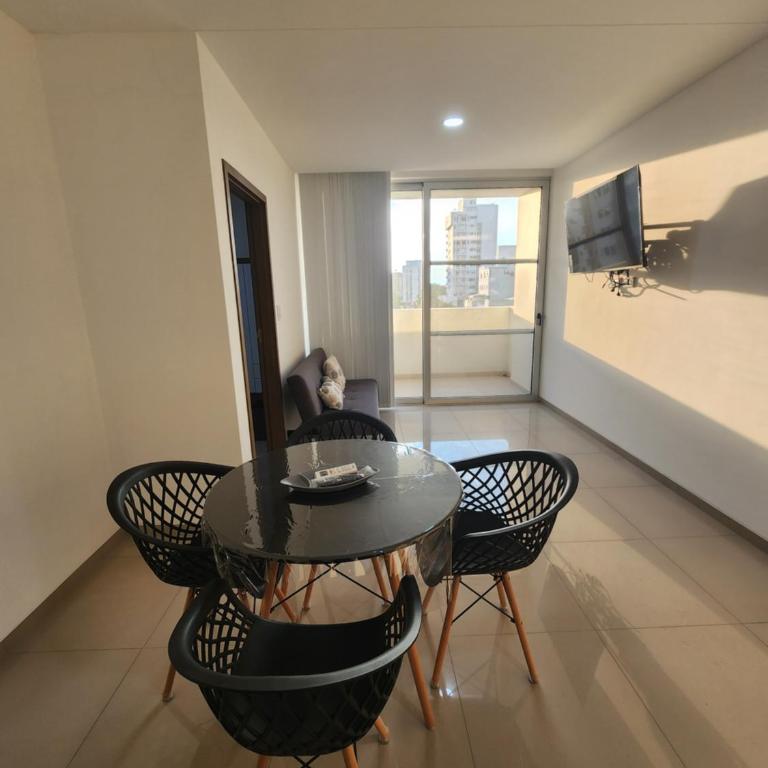 Apartment Downtown - Two-Bedroom Apartment - 8