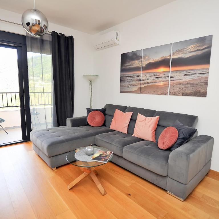 SeaWolf Apartment - One-Bedroom Apartment - 6