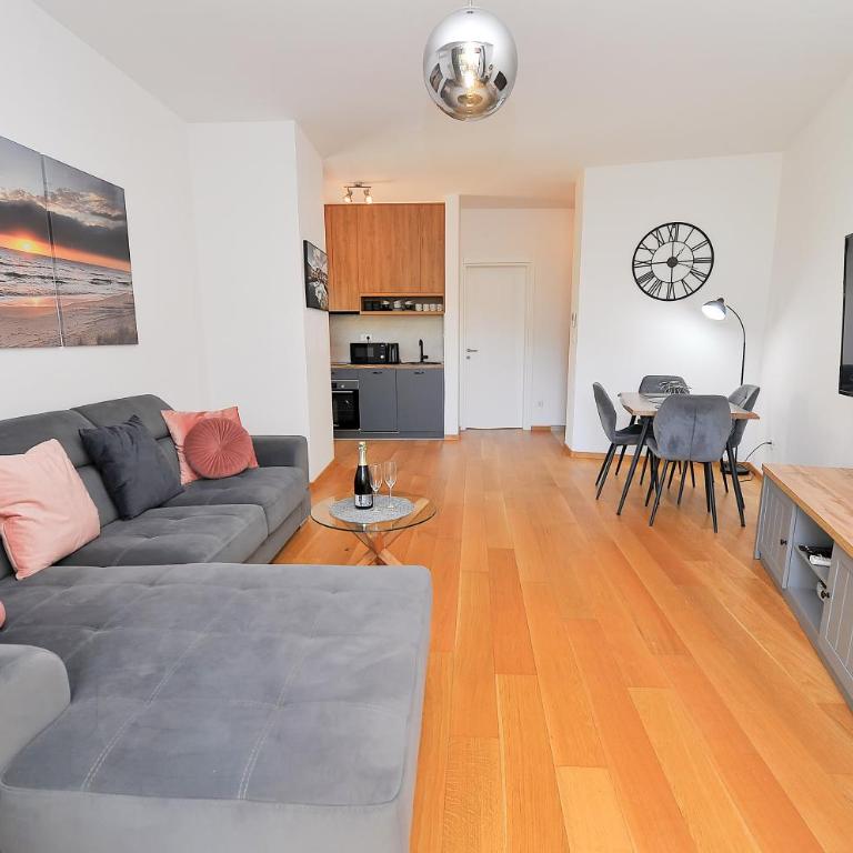 SeaWolf Apartment - One-Bedroom Apartment - 47