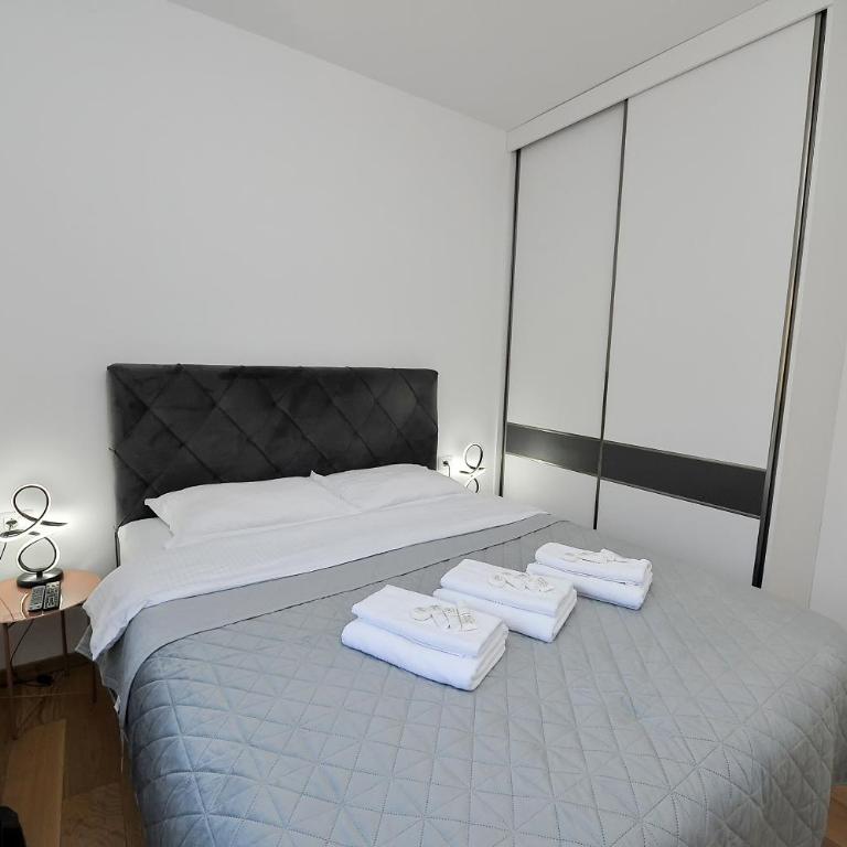 SeaWolf Apartment - One-Bedroom Apartment - 21