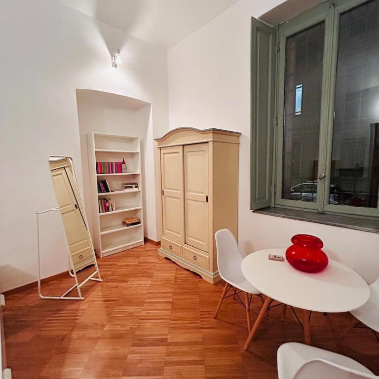Appartamento in casa storica - Two-Bedroom Apartment - 10