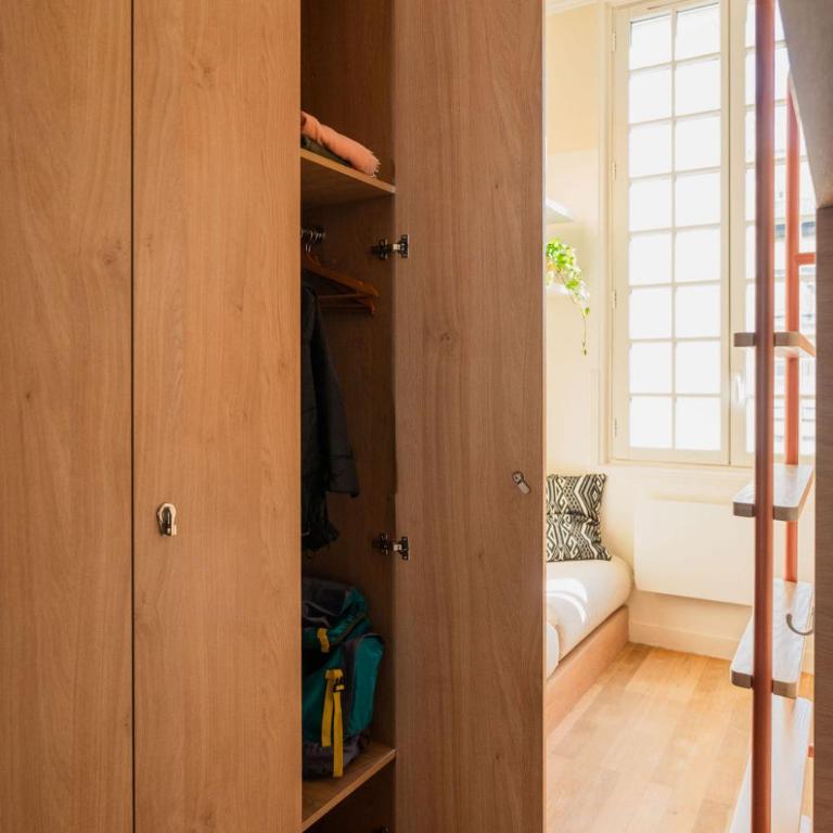 CENTRAL Hostel La Rochelle Centre - Bett im 6-Bett-Schlafsaal (Frauen) - 2