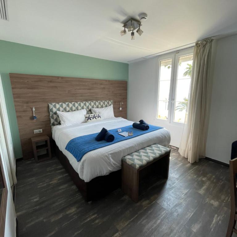 Hotel Flots d'Azur Promenade des Anglais - Chambre Double Confort - Vue sur Mer - 2