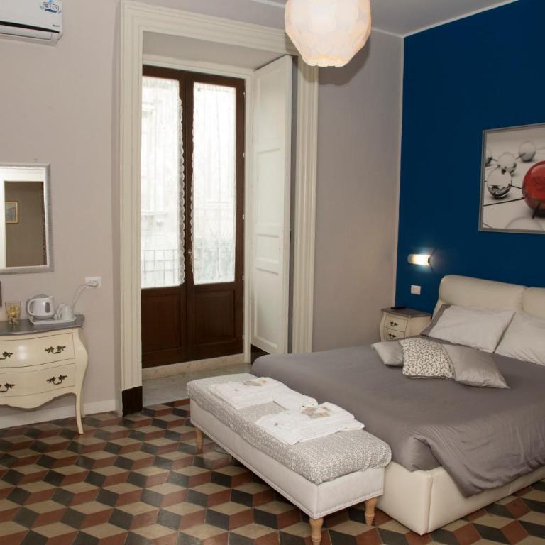 B&B Suite Cutelli - King Room - 4