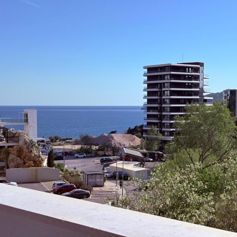Sea View studio & Private Garage -Twin Towers - Apartman sa Pogledom na More - 1