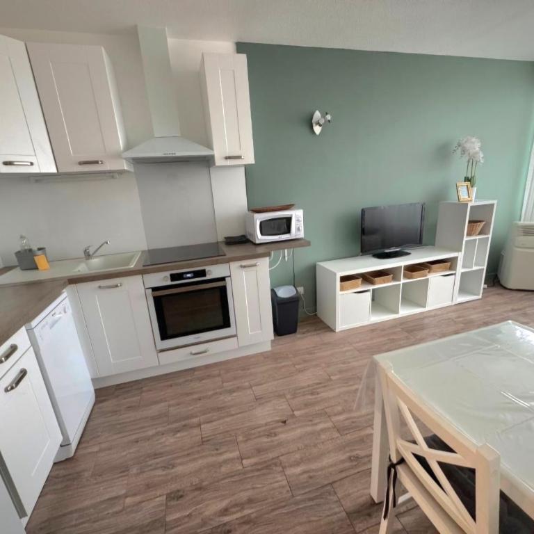 Appartement Cap d'Agde idéal pour 2 personnes, à 2 minutes à pied du port - Apartment mit 1 Schlafzimmer - 2