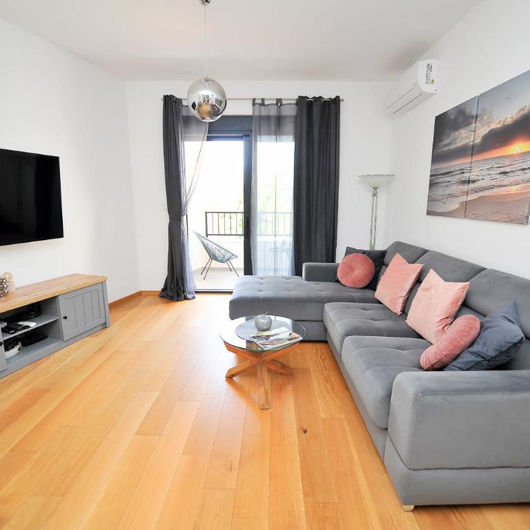 SeaWolf Apartment - One-Bedroom Apartment - 4