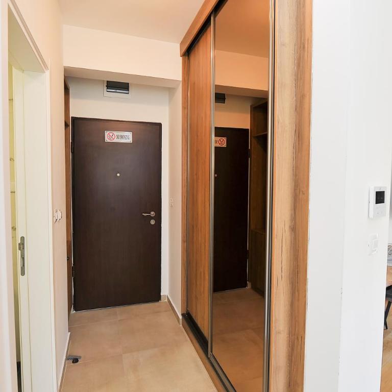 SeaWolf Apartment - One-Bedroom Apartment - 15