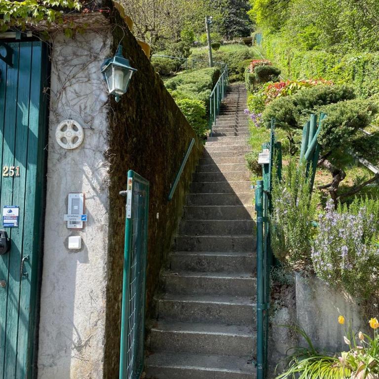 Venez Chez Vous La Maison Bleue - Vacation Home - 64