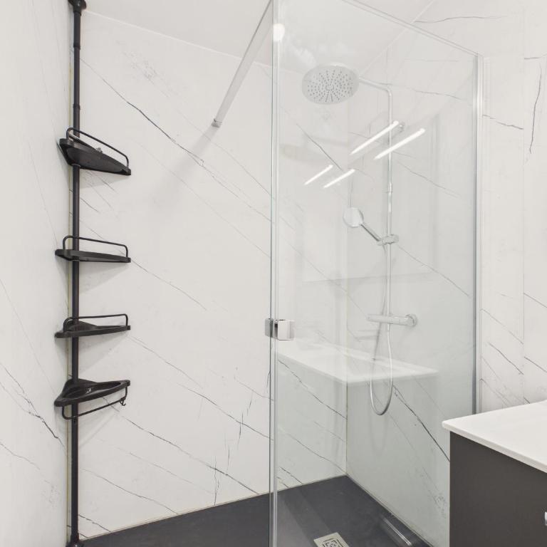 Appartement avec magnifique vue mer pour 4 - Apartment - 12