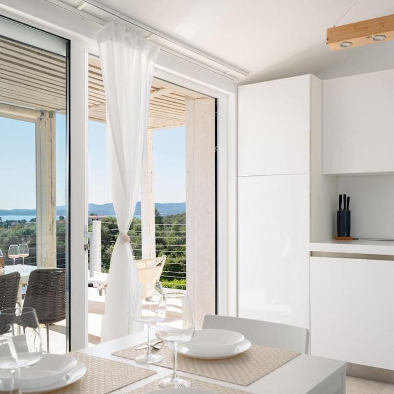 Apartment Sofia sea view, pool and private parking - Appartamento con 2 Camere da Letto, Terrazza e Vista Mare - 10