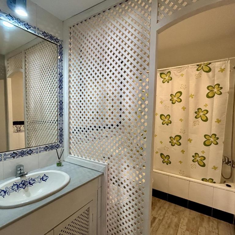 Apartamento acogedor en Atlanterra Sol - Three-Bedroom Apartment - 33