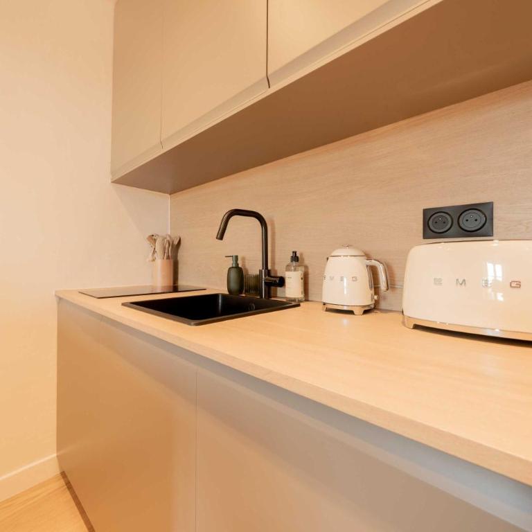 Charming appt- AC-1BR-4P - Beach 5min-St-Tropez - Apartment - 15