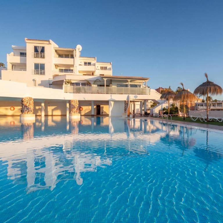 Cosy Apartments Tenerife - Cosy 1 - Apartment with View - 14
