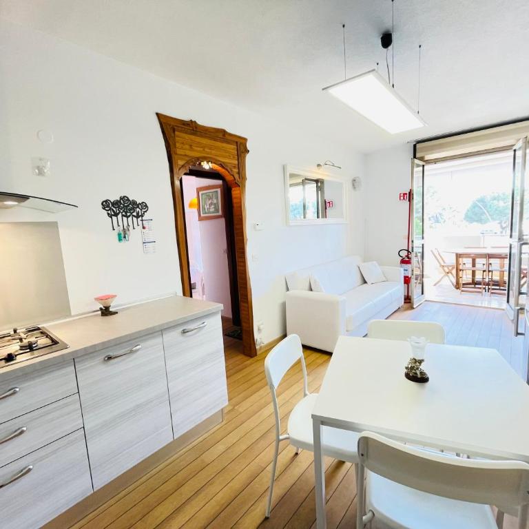 Residence Silvia - Appartamento con 2 Camere da Letto - 3
