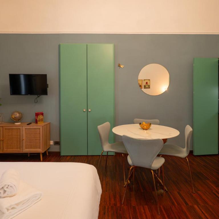 Crocetta Golden Soul | Design Loft vicino Porta Nuova - Appartamento Monolocale con Letto Queen-Size - 7