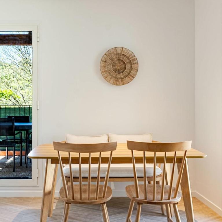 Appartement charmant avec terrasse, village à pied - Apartment mit 2 Schlafzimmern - 19