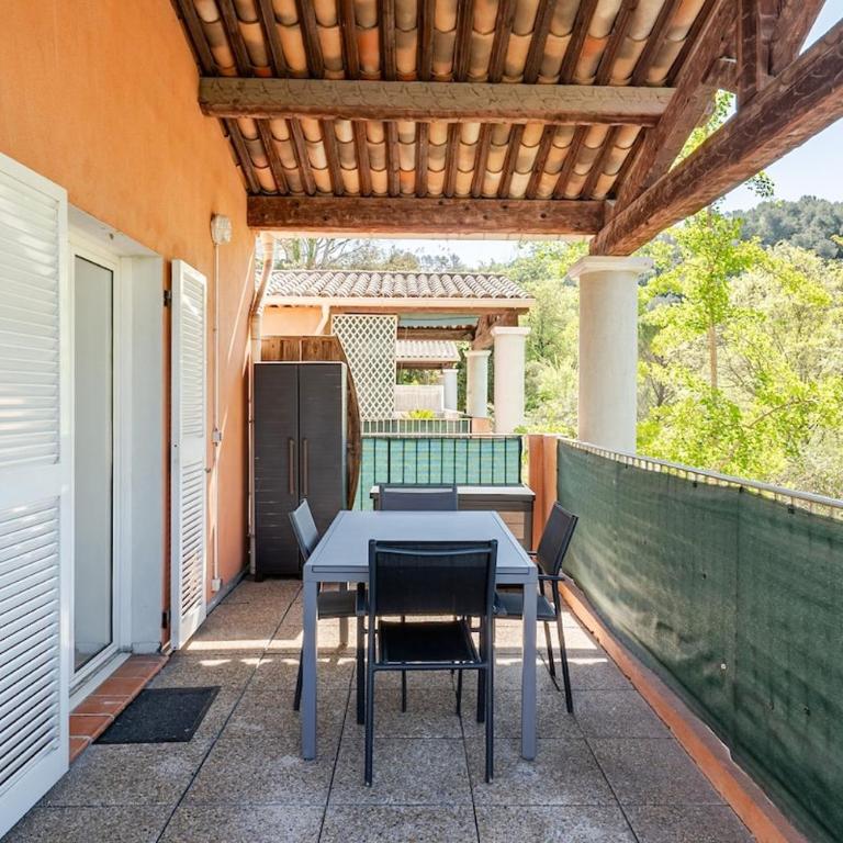 Appartement charmant avec terrasse, village à pied - Apartment mit 2 Schlafzimmern - 5