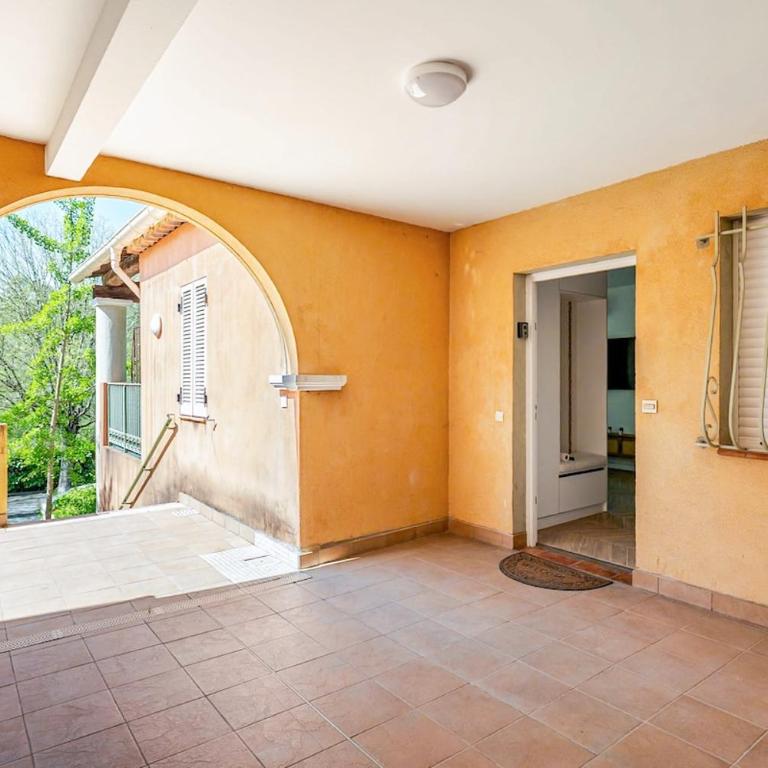 Appartement charmant avec terrasse, village à pied - Apartment mit 2 Schlafzimmern - 3
